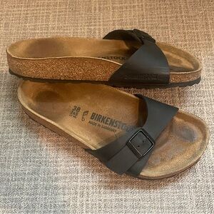 Birkenstock Madrid slides size 38 regular width black